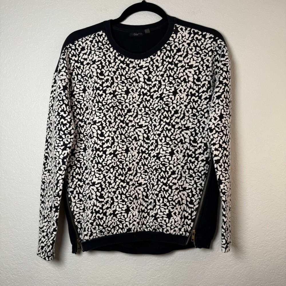 Dex 1963 Women's Small Black & White Animal Print Zipper Sweatshirt S